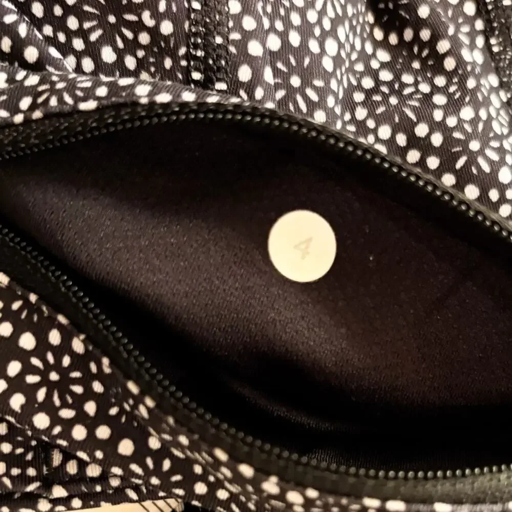 Lululemon Athletica Pace Rival Freckle Flower Crop Leggings, EUC, Size 4
